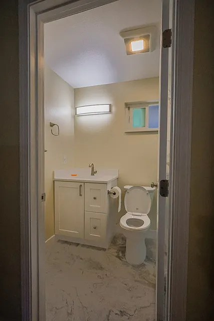 1 bed, 420 sqft, $2,200 — Photo 4