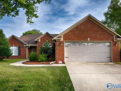 118 Meadow Pond Ln, Madison, AL, 35757