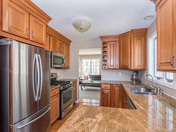 3rd image of 68 Cannon Forge Dr #68