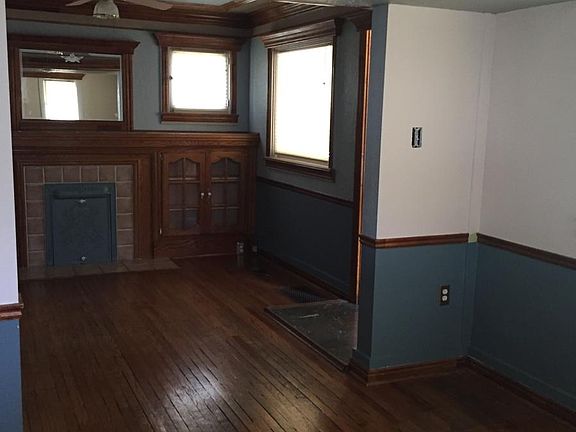2nd image of 549 E Wilmington Ave