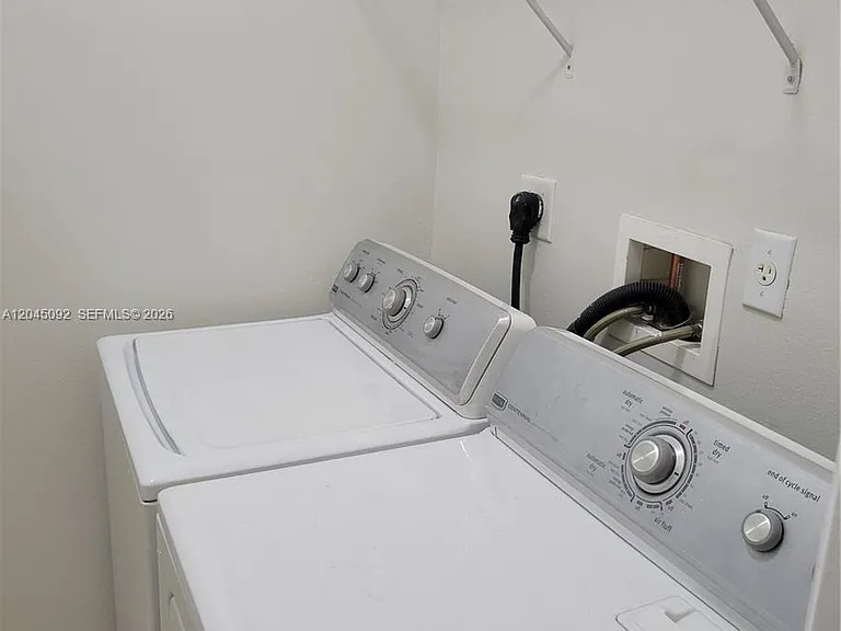 10691 SW 6th St #804 — Photo 17
