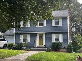 40 Myopia Rd, Quincy, MA 02170