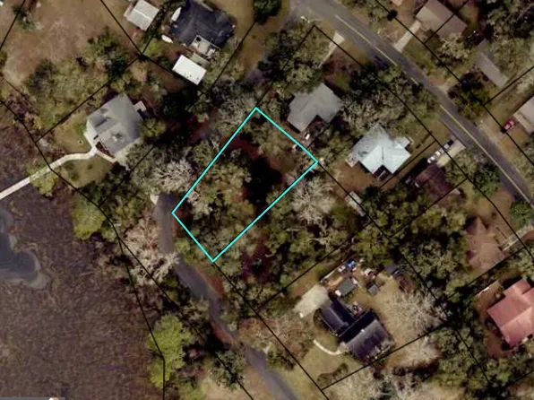 118 Nancy Dr, Saint Marys, GA 31558