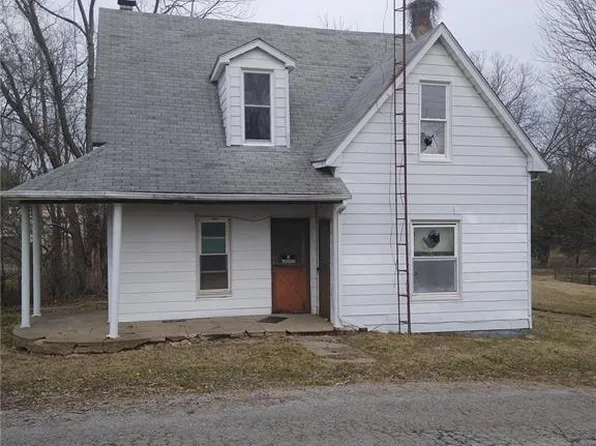 607 E Hancock St, Steeleville, IL 62288