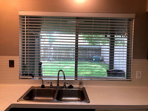 5th image of 15906 Cavendish Dr