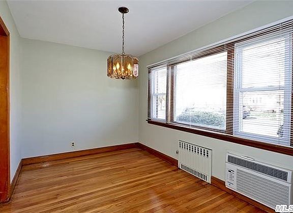 4th image of 618 S 11th St