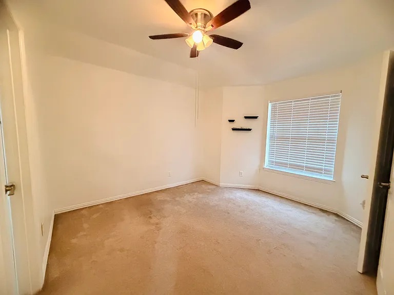 434 Moonlight Way — Photo 21