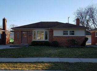 20200 Alger St, Saint Clair Shores, MI 48080