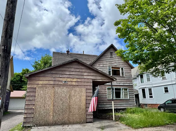 329 Kearsarge St, Laurium, MI 49913