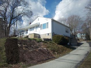 168 Meridian St, Groton, CT 06340