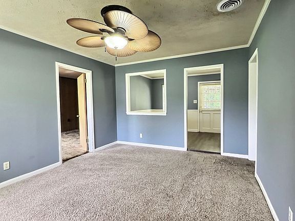 3rd image of 168 Grovewood Ct