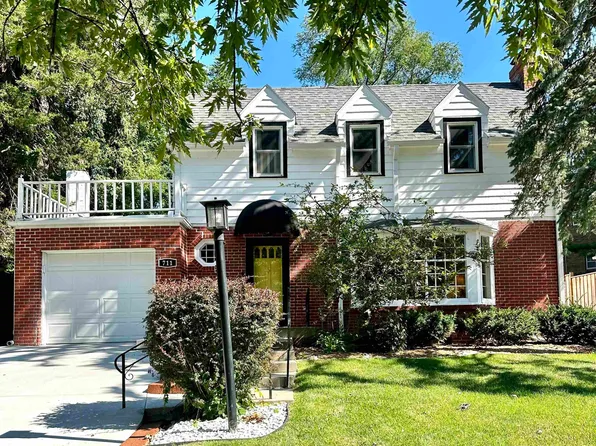 711 J E George Blvd, Omaha, NE 68132