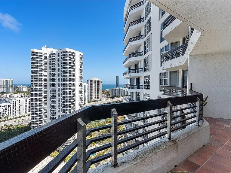 3530 Mystic Pointe Dr #2907 — Photo 6