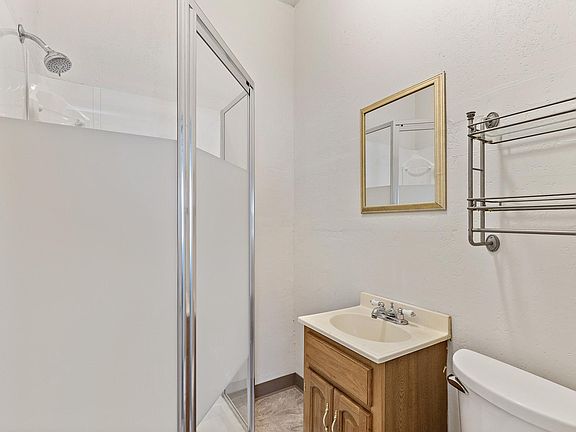 2nd image of 521 E 6th Ave #1