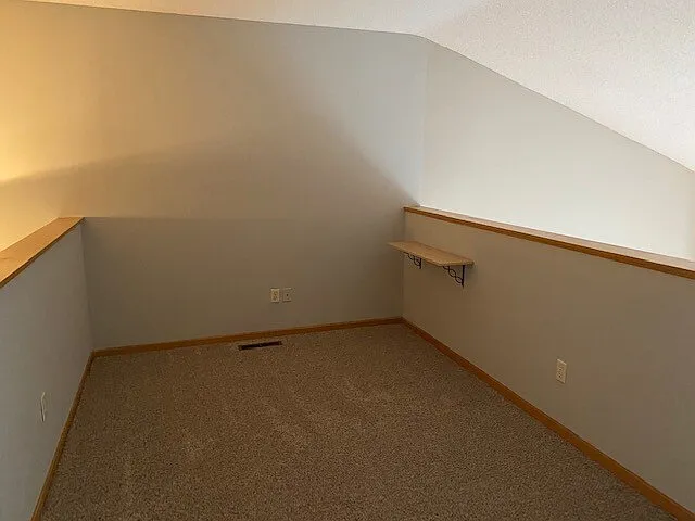 689 Kingfisher Ln #K — Photo 5