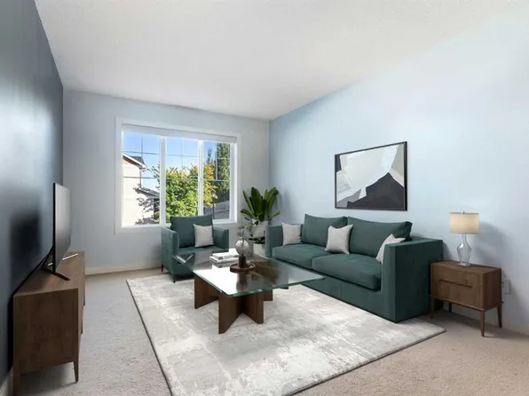 90 E Pantego Ln NW, Calgary, AB T3K 0T1