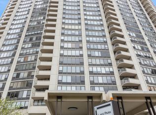 3930 N Pine Grove Ave APT 2814, Chicago, IL 60613
