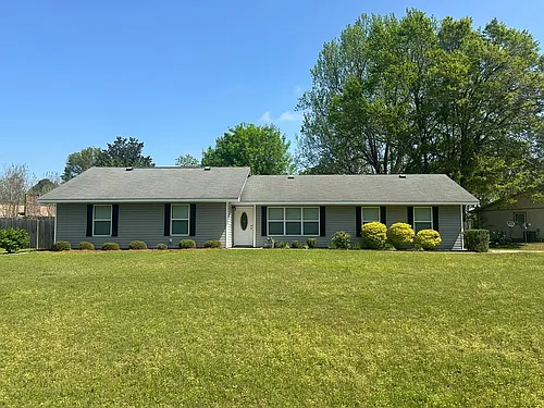 403 Grand Pine Ave Photo 1