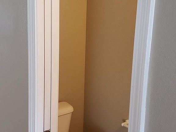 5th image of 18558 SW Takena Ct