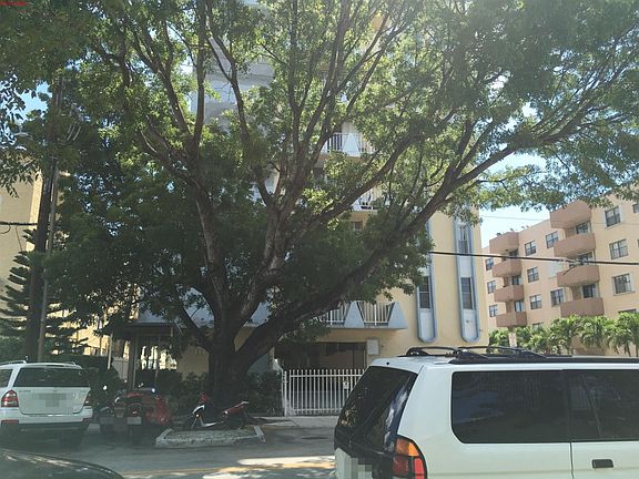 2nd image of 7133 Bay Dr APT 204