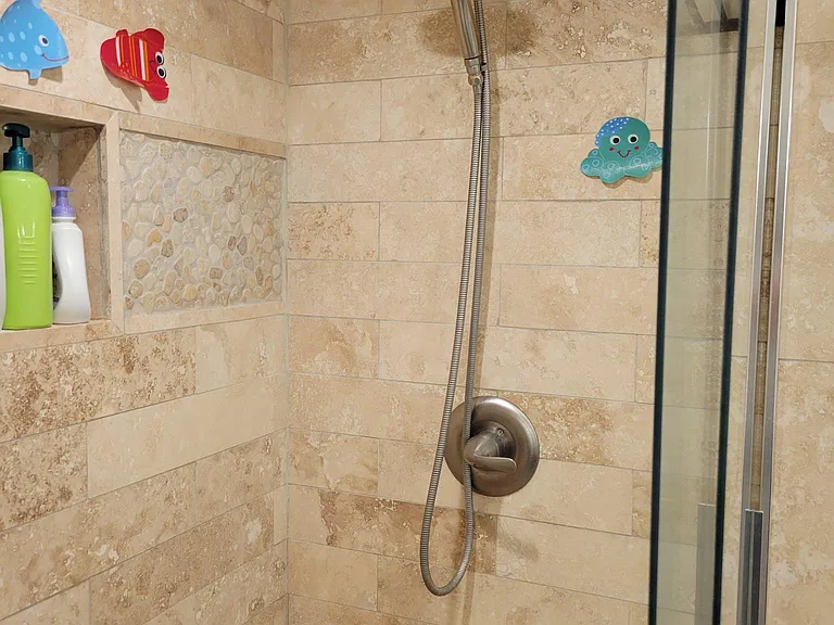 1042 Rockhurst Dr — Photo 19