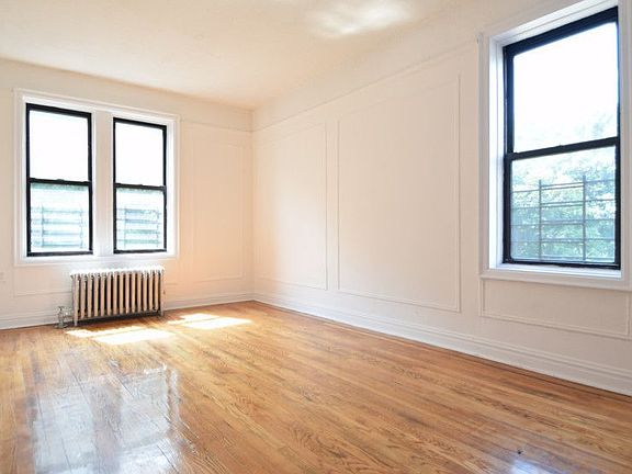 3rd image of 2101 Cedar Ave APT 5A