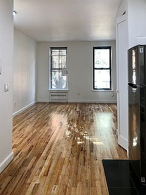 2nd image of 410 E 78th St APT 2A