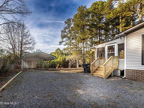 4th image of 142 Pine Valley Lane
