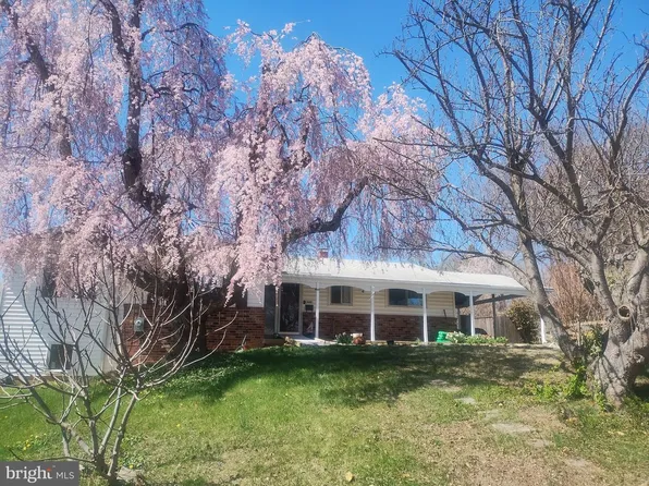 5008 Regina Dr, Annandale, VA 22003