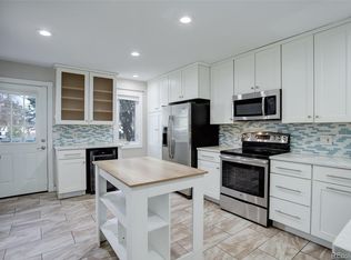 8978 W Dartmouth Pl, Lakewood, CO 80227