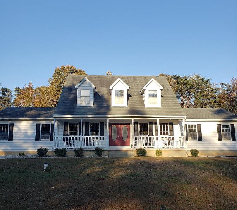 1st image of 22222 Chesapeake Ln