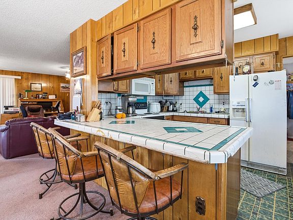 4th image of 601 Somers Rd