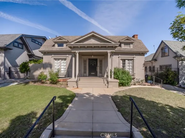 122 N Ridgewood Pl, Los Angeles, CA 90004