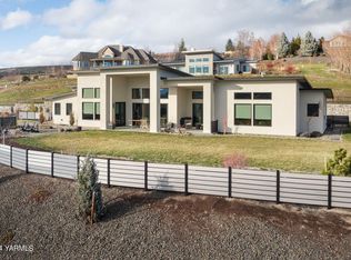 205 Mountain Shadows Pl, Yakima, WA