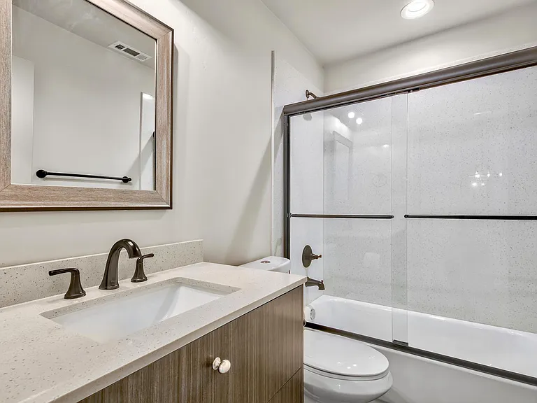 3829 Pioneer Trl #B — Photo 18