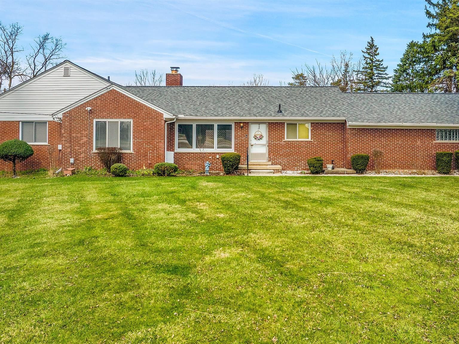 17747 N Nunneley Rd, Clinton Township, MI 48036 | Zillow