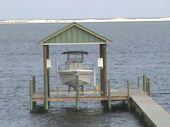 Boathouse with 10K Lift