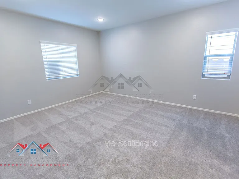 495 E Rio Pl — Photo 8