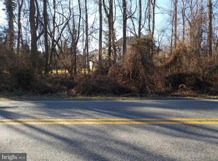 1009 Rollins Ave, Capitol Heights, MD 20743