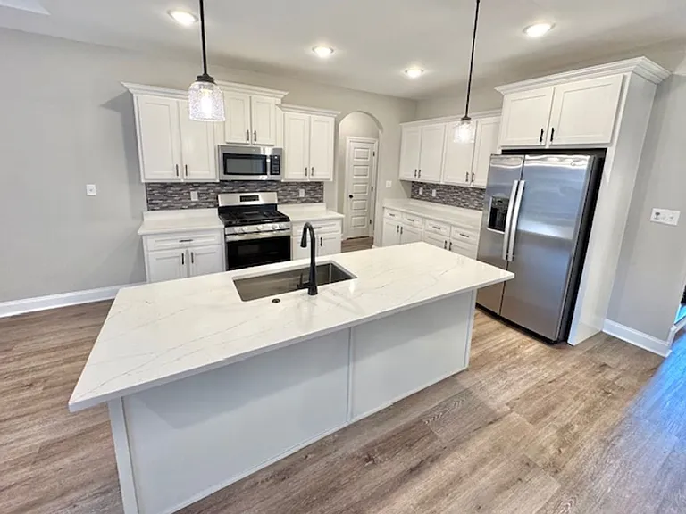 570 Tucker View Dr — Photo 4