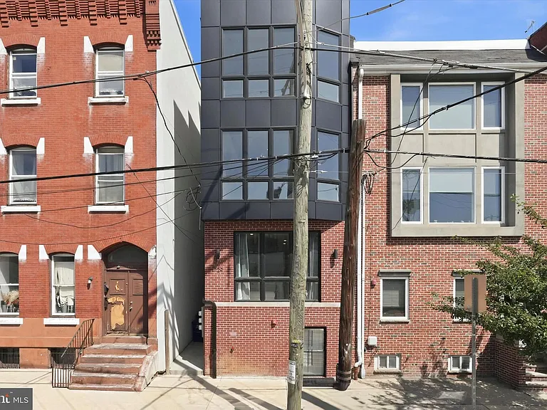 1729 Francis St #1 — Photo 1