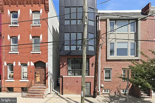 1729 Francis St #1 Photo 1