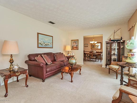 5th image of 3421 Cypresswood Dr S
