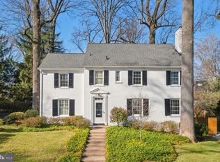 7014 Beechwood Dr, Chevy Chase, MD 20815