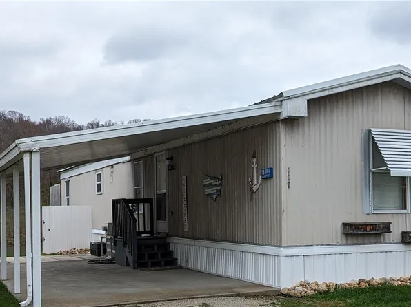 117 Greenwood Ln, Clarksville, PA 15322