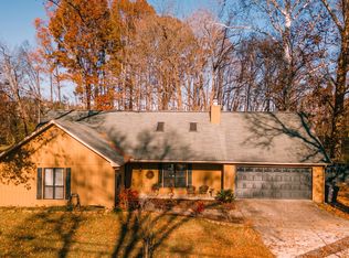 7013 Yorkshire Dr, Knoxville, TN 37909