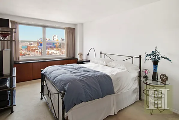 Sold by Halstead Real Estate | media 10