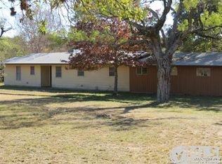 5652 Lockhill Rd, San Antonio, TX 78240