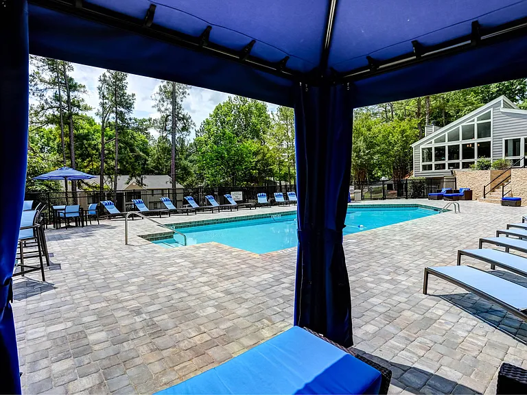 700 Riverchase Apartments — Photo 52