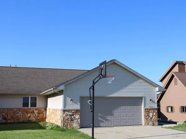W1146 Marietta Ave, Ixonia, WI 53036